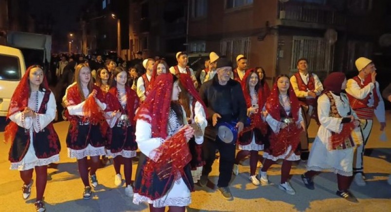 Rumeli ezgileriyle sahura kalktılar