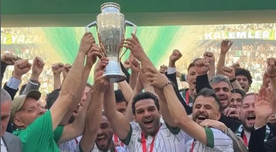 Şampiyonluk sahnesi Bursaspor'un