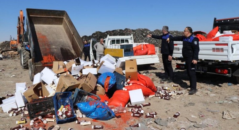 Şanlıurfa'da 5 ton bozuk gıda ele geçirildi