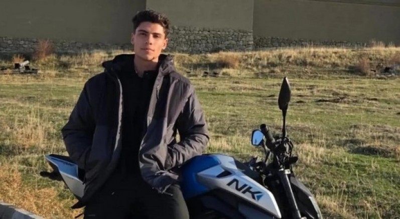 Serinlemek için gölete giren genç boğuldu