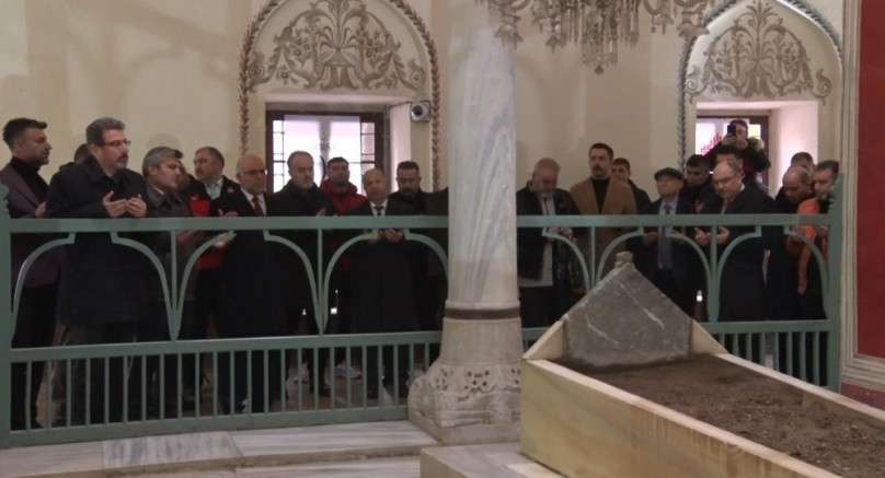 Sultan II. Murad, Bursa'da dualarla anıldı