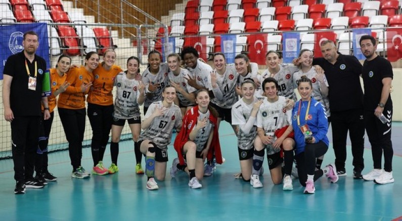 Süper Lig Şampiyonu Bursa Büyükşehir Belediyespor