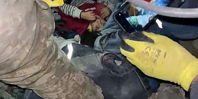 160 saat sonra 2 kişi daha kurtarıldı