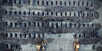 ABD-İsrail saldırısında ölen çocuklar için kazılan mezarlar