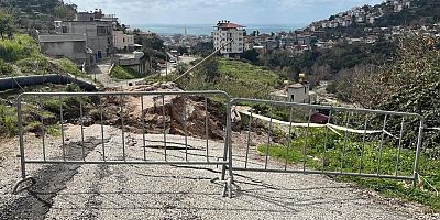  Alanya'da sağanak sonrası korkutan manzara