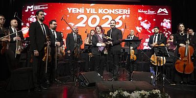 Alkışlar Mersin Kent Orkestrasına