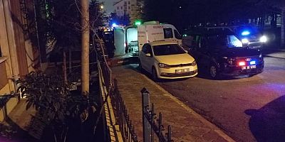 Annesini, kızını ve eşini öldürüp intihar etti