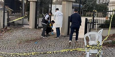 Annesinin cenazesinde kardeşini silahla vurarak öldürdü