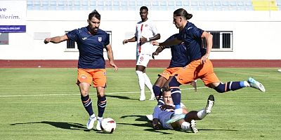Antalya, Başakşehir’i 2-1’lik skorla geçti
