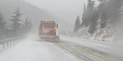 Antalya-Konya karayolunda kar yağışı başladı