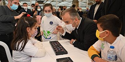 Başkan Aktaş mangala oynadı