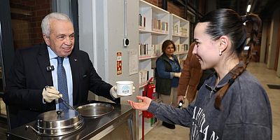 Başkan Özdemir’den finaller öncesi gençlere moral ziyareti