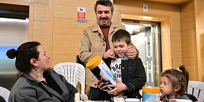 Başkan Yılmaz'dan sahur sürprizi