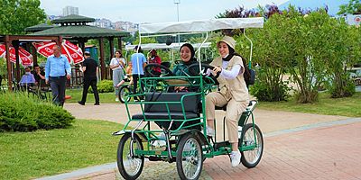 Batı Park'ta 50 bin kişi 'aile bisikleti' kullandı