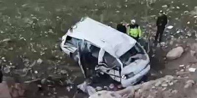 Batman'da araç uçuruma yuvarlandı: 3 ağır yaralı