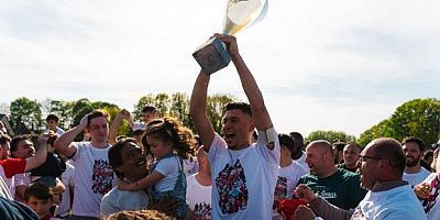 Belçika'da ilk kez bir Türk takımı şampiyon oldu