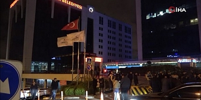 Belediye Başkanı ve yardımcılarının da bulunduğu 18 kişiye gözaltı