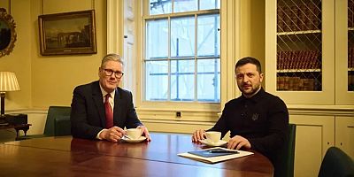 Beyaz Saray'dan kovulan Zelenskiy'e İngiltere kucak açtı