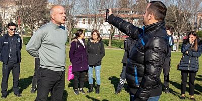 Biber gazının etkisini önce kendileri test etti