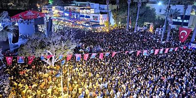 Bodrum'da kalabalık meydanlara sığmadı
