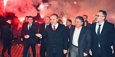 Bugünü imar ediyor, geleceği inşa ediyoruz