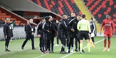 Burak Yılmaz'dan özür
