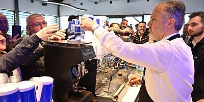 Burfaş Kafe Kent Meydanı’nda