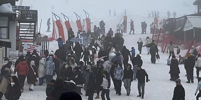 Bursa Büyükşehir harekete geçti, Uludağ turist akınına uğradı