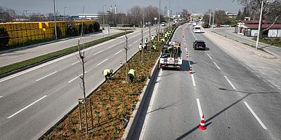 Bursa'da cadde ve bulvarlara estetik dokunuş