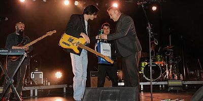 Bursa'da Can Ozan ile müzik dolu gece