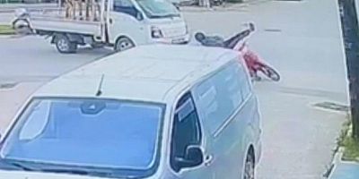 Bursa'da kamyonet ile motosiklet çarpıştı: 1 yaralı