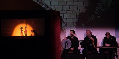 Bursa'da kukla ve gölge oyunu şöleni