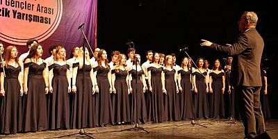 Bursa'da liseli gençlerden harika performans