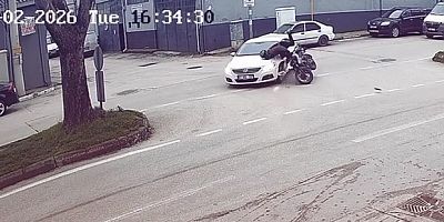 Bursa'da otomobil motosikletle çarpıştı: 1 yaralı