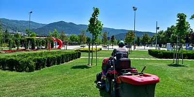 Bursa'da park ve yeşil alanlar yaz için hazır!