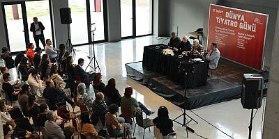 Bursa Nilüfer'de Dünya Tiyatro Günü’nde “tiyatro” konuşuldu