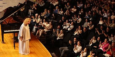 Bursa Nilüfer'de uzun süre unutulmayacak konser