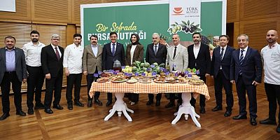 Bursa'nın asırlık lezzetleri aynı sofrada buluştu