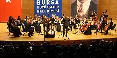Bursa Oda Orkestrası ayakta alkışlandı