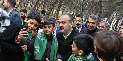 Bursa tekrar yeşile bezeniyor