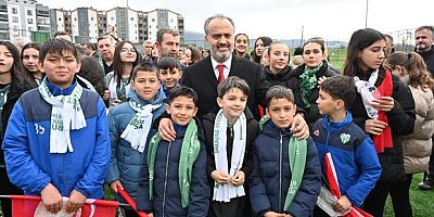 Büyükşehir’den Nilüfer’e futbol sahası