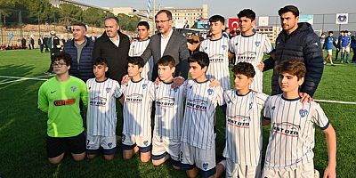 Büyükşehir’den üniversiteye futbol sahası