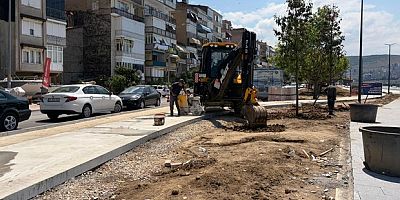 Büyükşehir, Gemlik’te sahil düzenleme çalışmalarına hız verdi