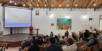 Büyükşehir'den hayvanseverlere ve hayvan satıcılarına eğitim