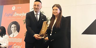 Çilek Mobilya'ya özel ödül