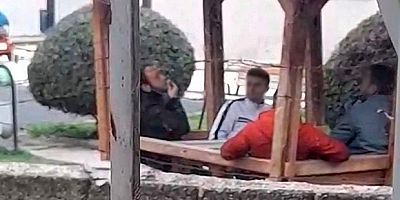 Çocuk parkında aileleri tedirgin eden görüntüler