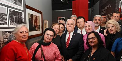 Çok yaşa Cumhuriyet