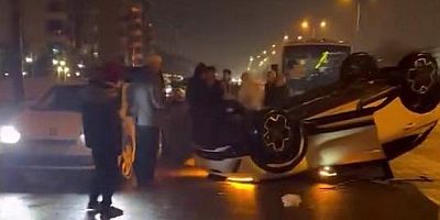 Diyarbakır’da otomobil takla attı: 1 yaralı