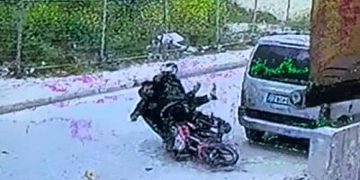  Edirne'de iki motosikletin çarpıştığı kaza kamerada: 1 yaralı