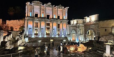 Efes'te gece müzeciliği gençlerle buluşuyor